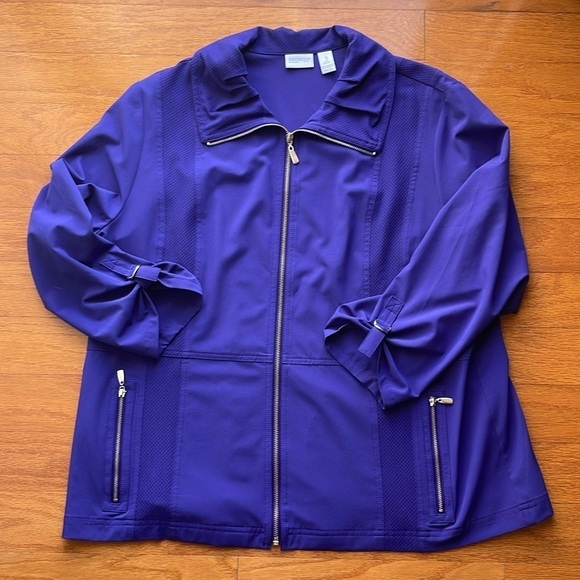 Chico’s ZENERGY
Neema Solid Dobby Detail Jacket Size 3 U.S. Size 16/18 - Picture 2 of 7